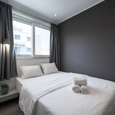 Salome, Nilie Hospitality Mgmt Θεσσαλονίκη